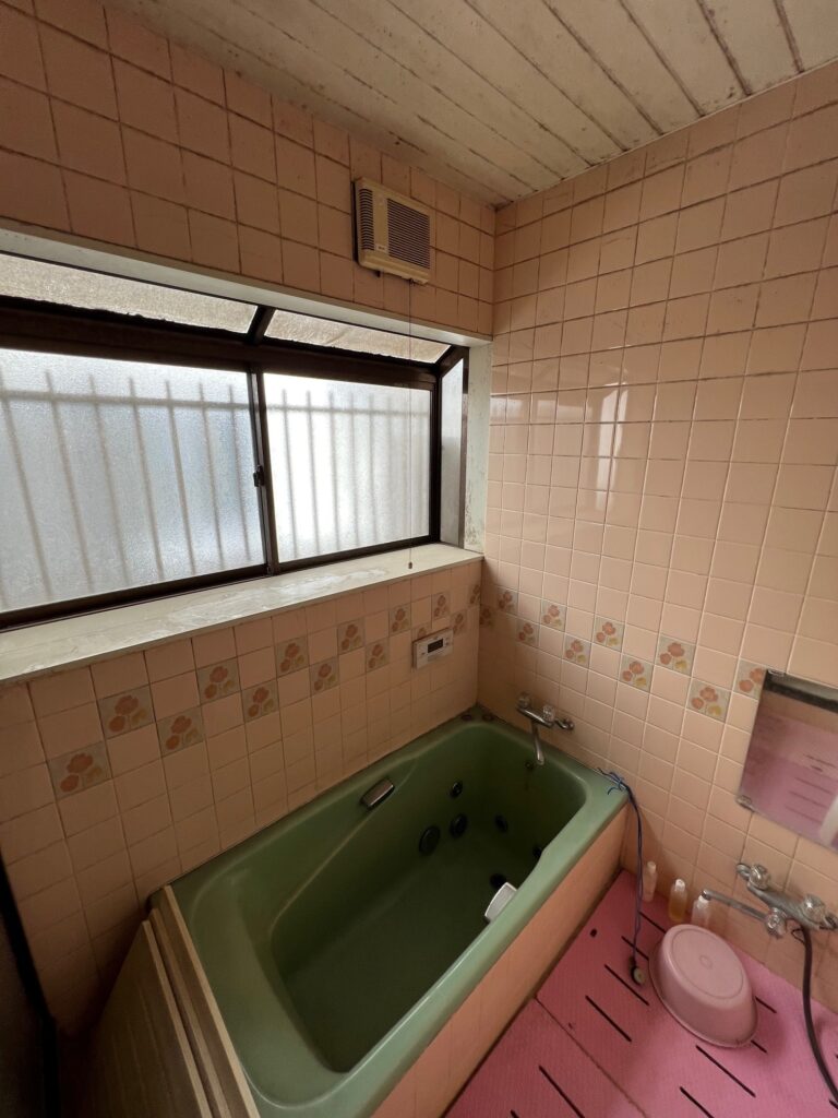 新座市リノベーション写真-浴室（施工前）画像